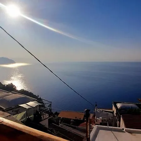 Lucia Apartman