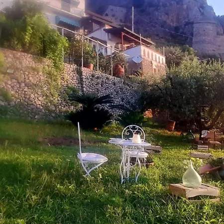 Apartman Lucia *