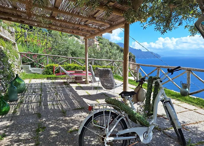 Daire Lucia Conca dei Marini